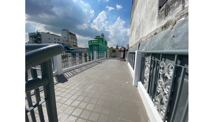 Bán nhà Bình Thạnh HXH,40 m2 ngang 4m,4Tầng 4PN Lê Văn Duyệt Giá 4.7Tỷ